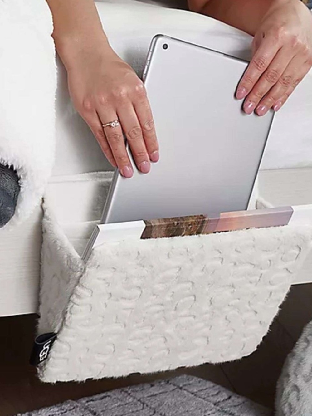 UGG Miley Bedside Caddy - Snow White - Picture 9 of 9